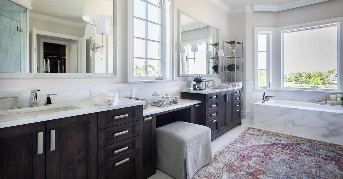 For your next bathroom redesign project on Hilton Head Island, contact Winslow Design Studio, the area's premier both remodeler and remodel company.
